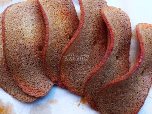 Арахис: Ресторанные гренки с беконом