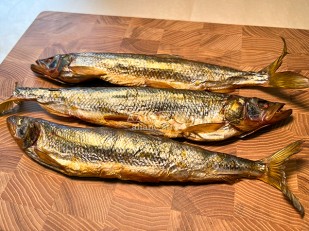 Щупальца кальмара гигантского х/к: Корюшка х/к (крупная)